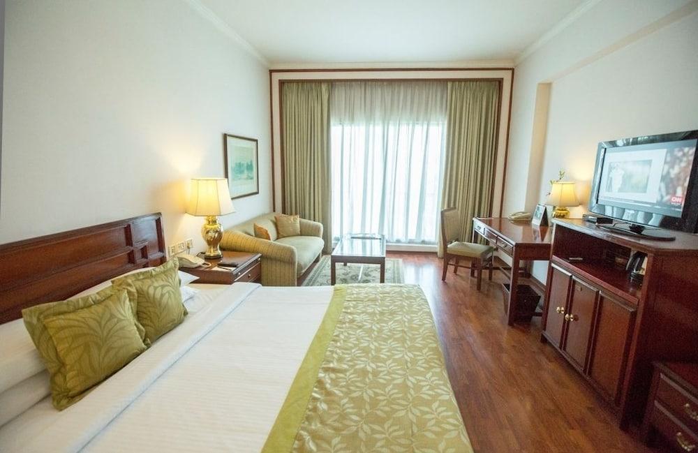 Hotel Taj Banjara Hyderabad Esterno foto A room at the Taj Bengal